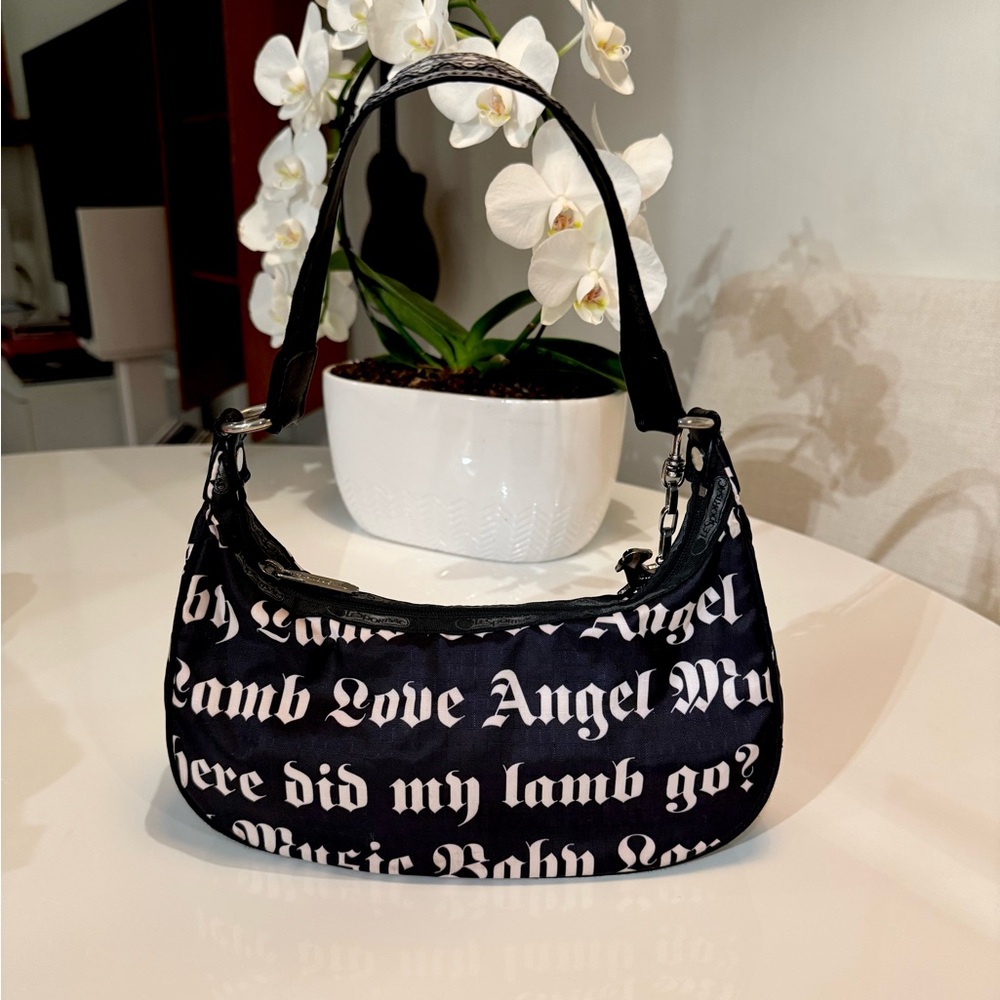 SOLD!! LAMB x LeSportSac Hella Good by Gwen Stefani Bag w charm 🐑 - Picture 2 of 7